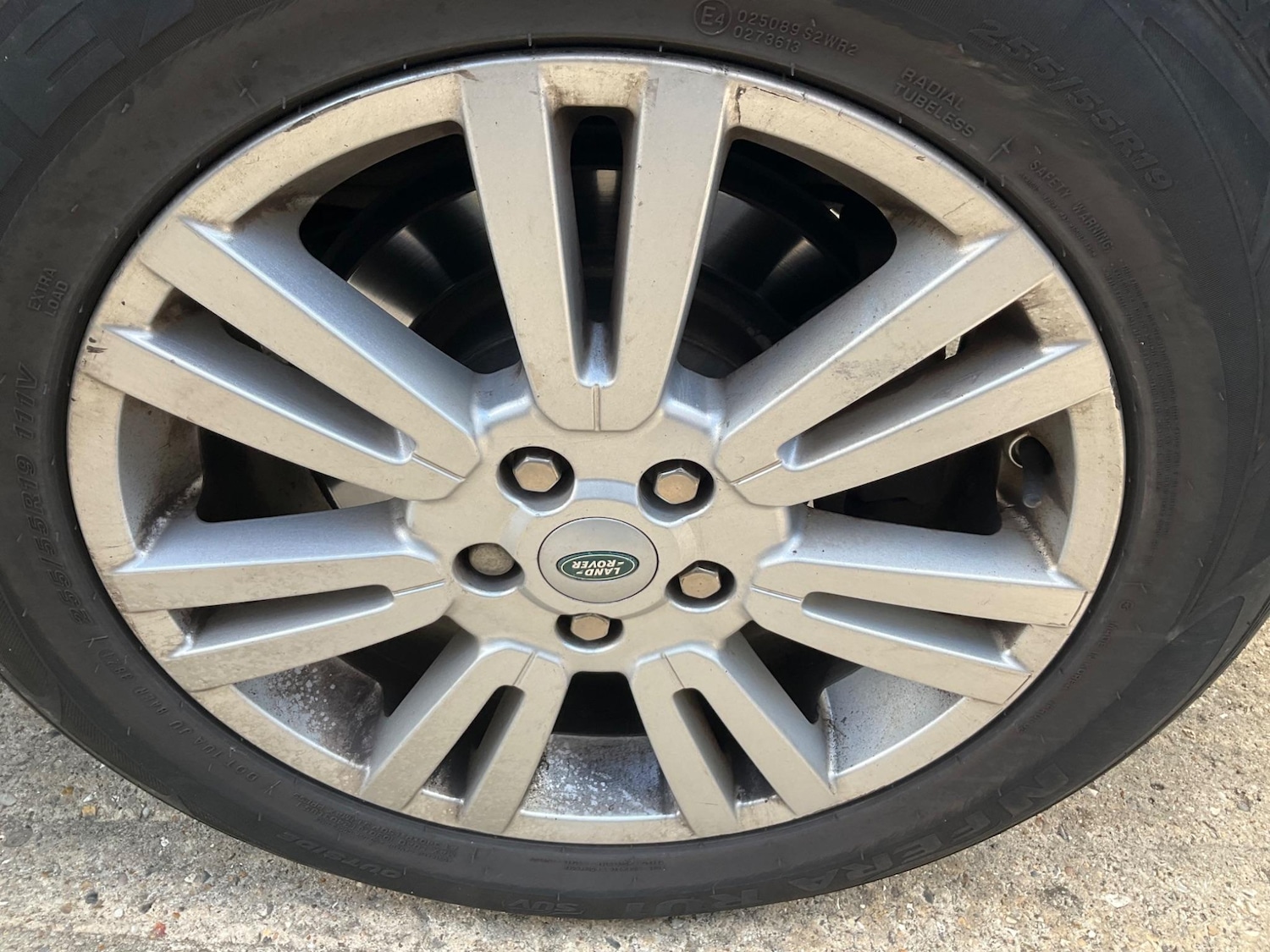 Used Land Rover Discovery 2013 for sale - 76987674: Photo 33