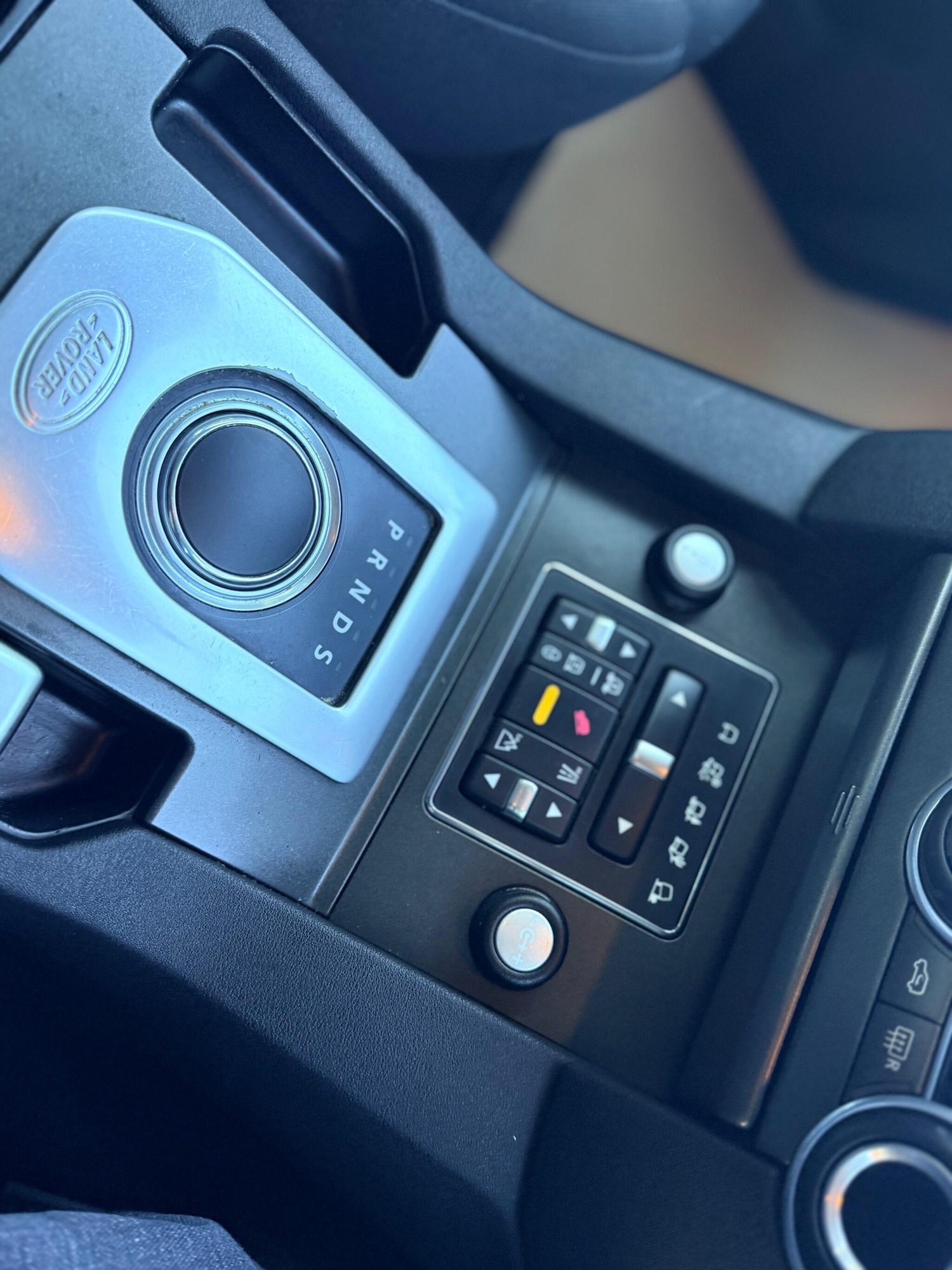 Used Land Rover Discovery 4 2013 for sale - 76987674: Photo 39