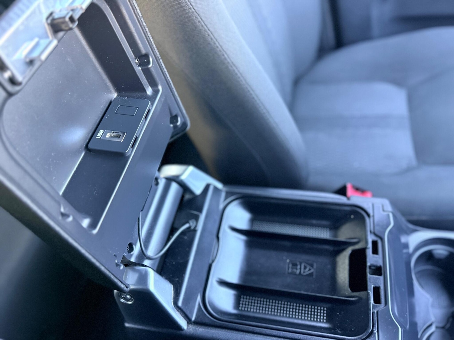 Used Land Rover Discovery 4 2013 for sale - 76987674: Photo 52