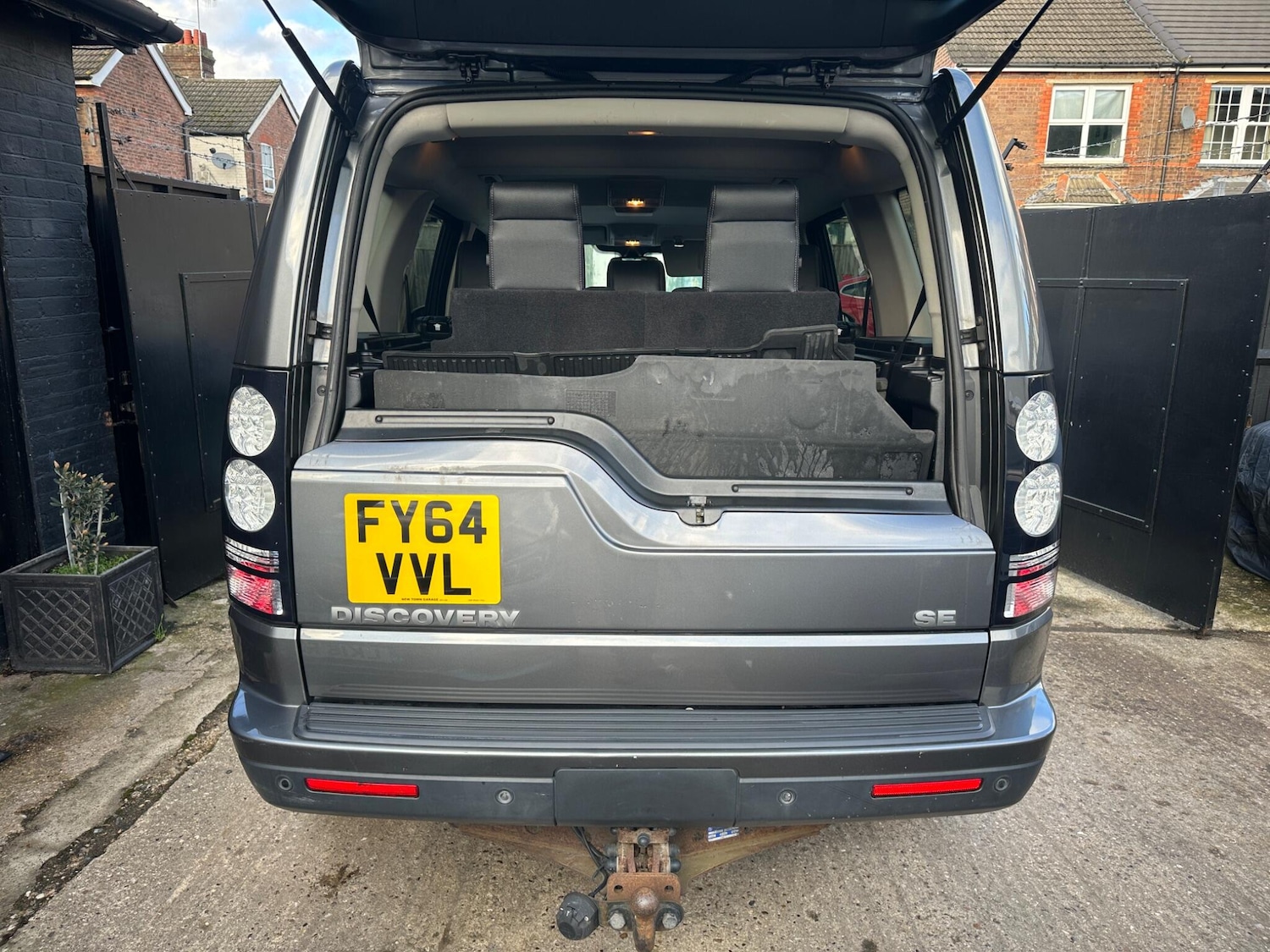 Used Land Rover Discovery 4 2014 for sale - 75781745: Photo 26