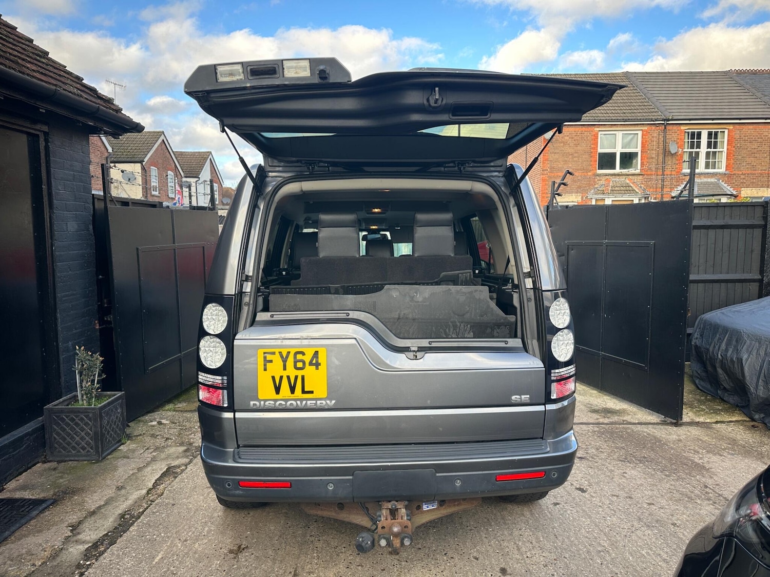 Used Land Rover Discovery 4 2014 for sale - 75781745: Photo 27