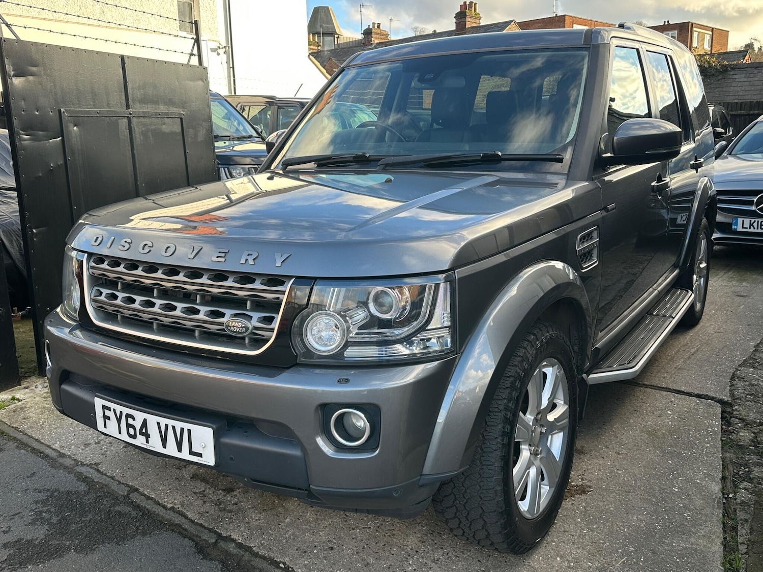Used Land Rover Discovery 4 2014 for sale - 75781745: Photo 37