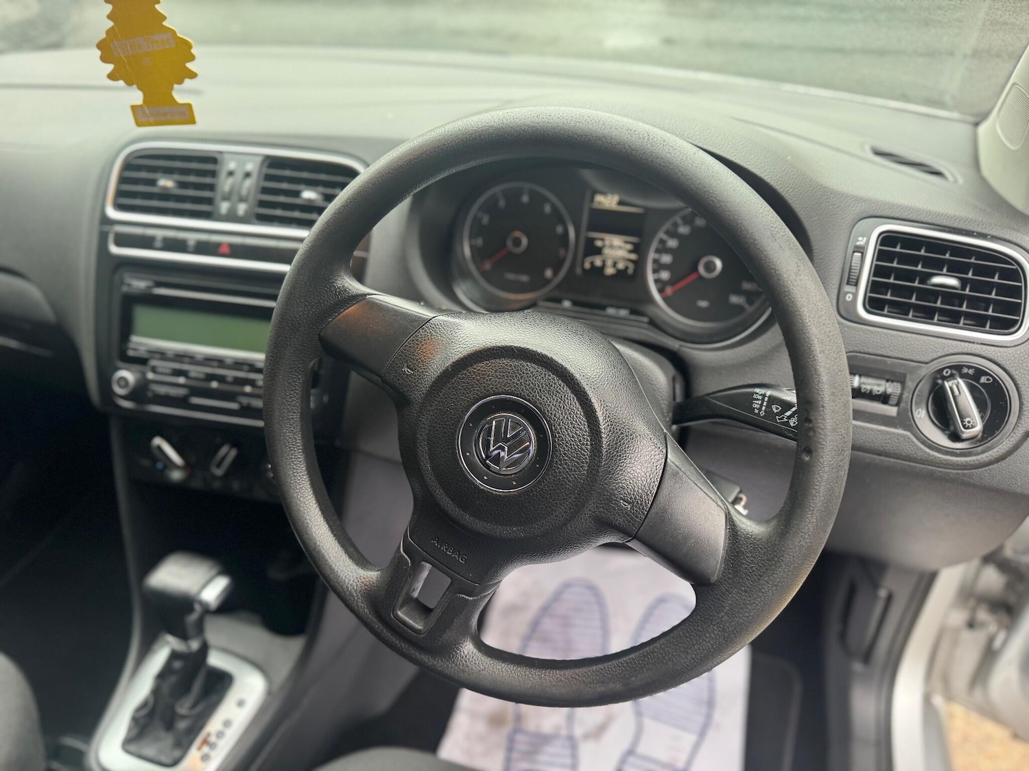 Used Volkswagen Polo 2010 for sale - 76667158: Photo 27