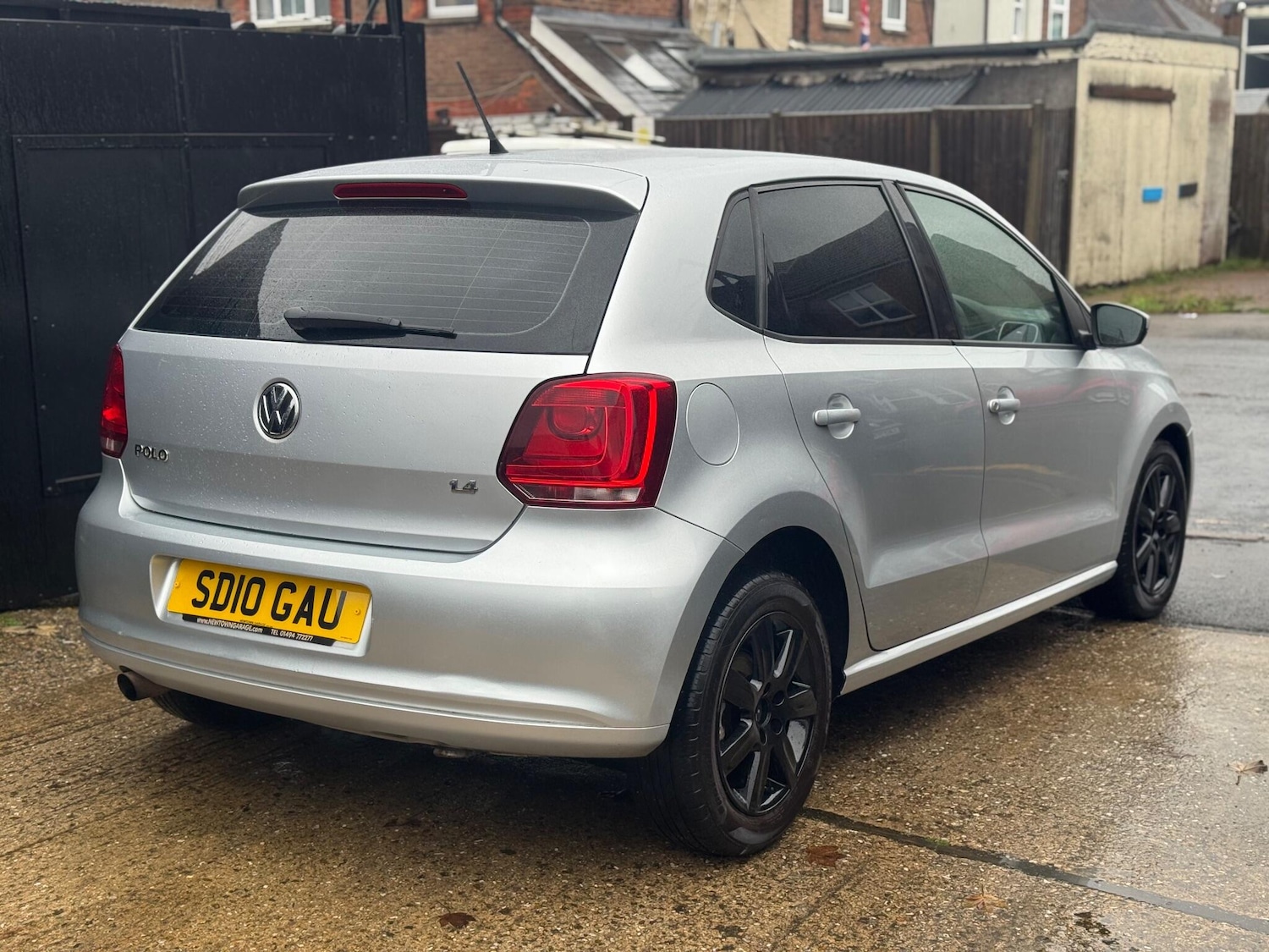 Used Volkswagen Polo 2010 for sale - 76667158: Photo 7