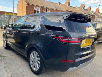 Used Land Rover Discovery 2017 for sale - 79601892: Photo
