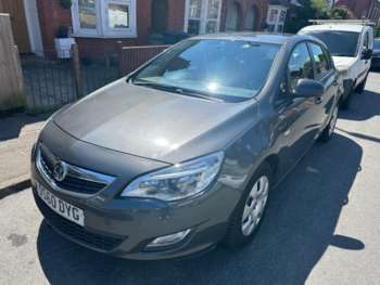 Used Vauxhall Astra 2010 for sale - 74642320: Photo