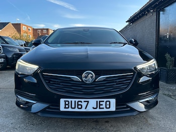 Used Vauxhall Insignia 2017 for sale - 76020758: Photo