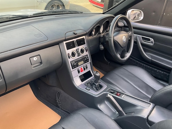Used Mercedes-Benz SLK 2004 for sale - 75634165: Photo 11