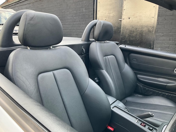 Used Mercedes-Benz SLK 2004 for sale - 75634165: Photo 30