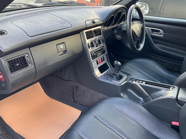 Used Mercedes-Benz SLK 2004 for sale - 75634165: Photo 32