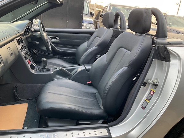 Used Mercedes-Benz SLK 2004 for sale - 75634165: Photo 6
