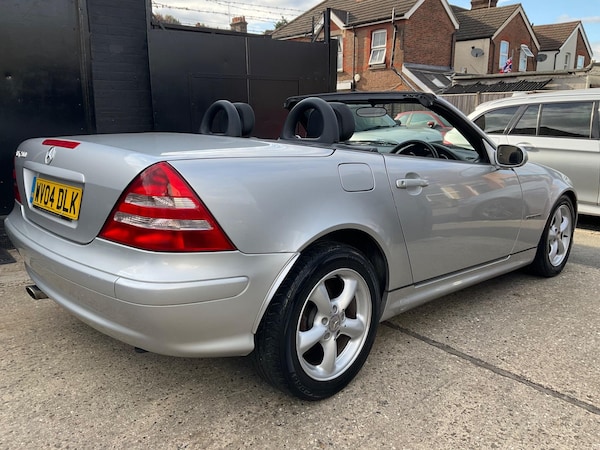 Used Mercedes-Benz SLK 2004 for sale - 75634165: Photo 9