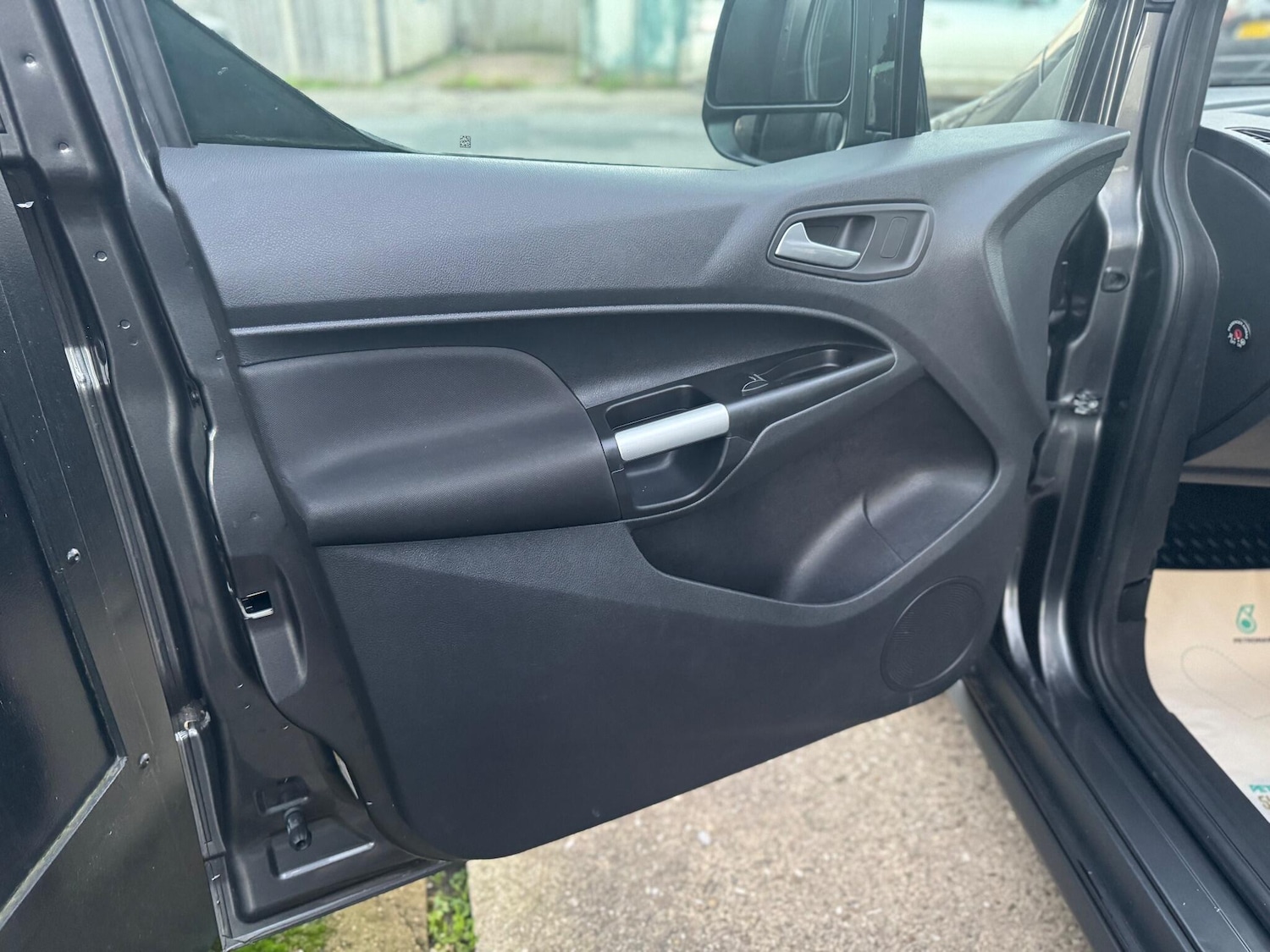 Used Ford Grand Tourneo Connect 2015 for sale - 77057343: Photo 13