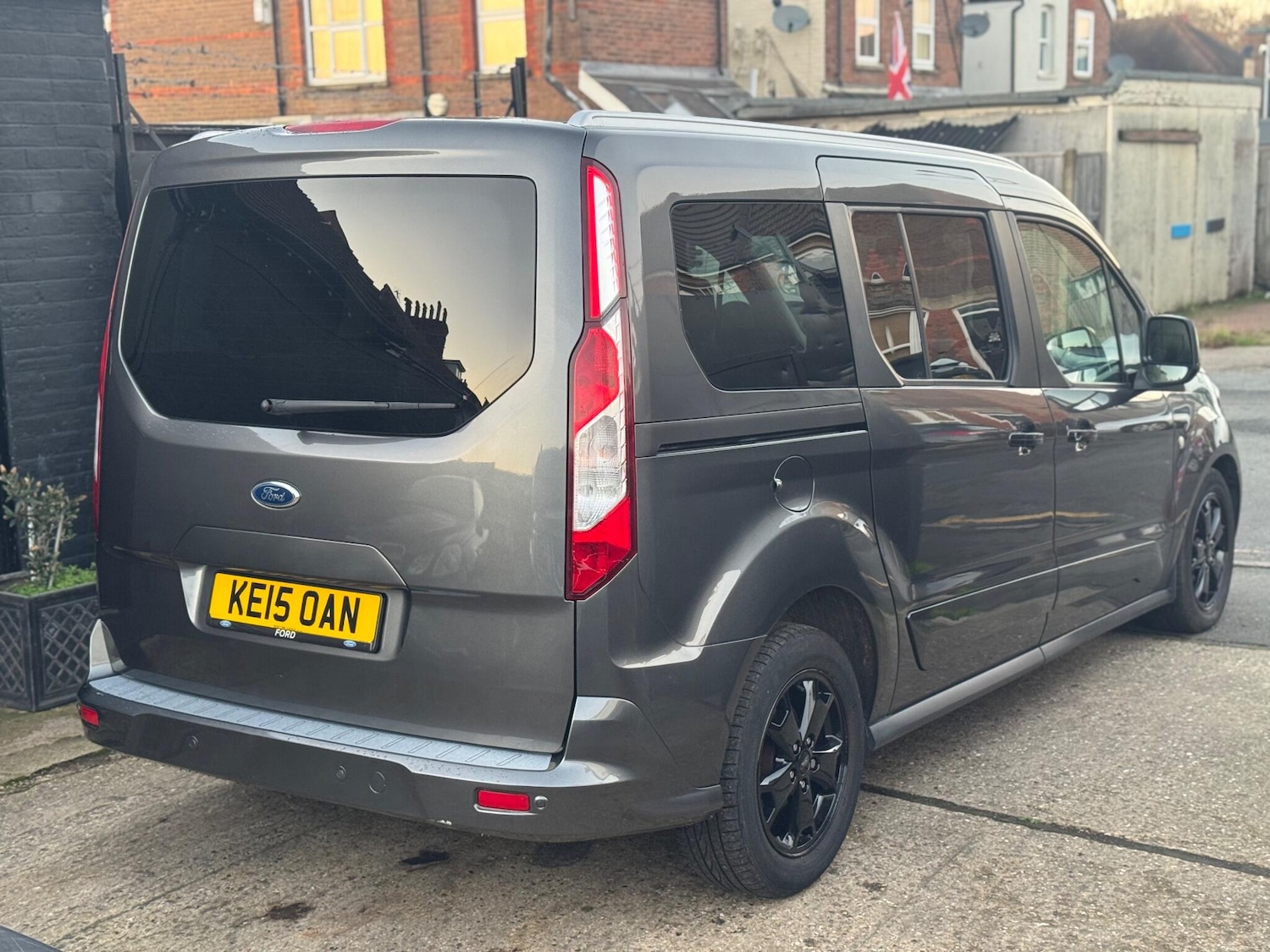 Used Ford Grand Tourneo Connect 2015 for sale - 77057343: Photo 7