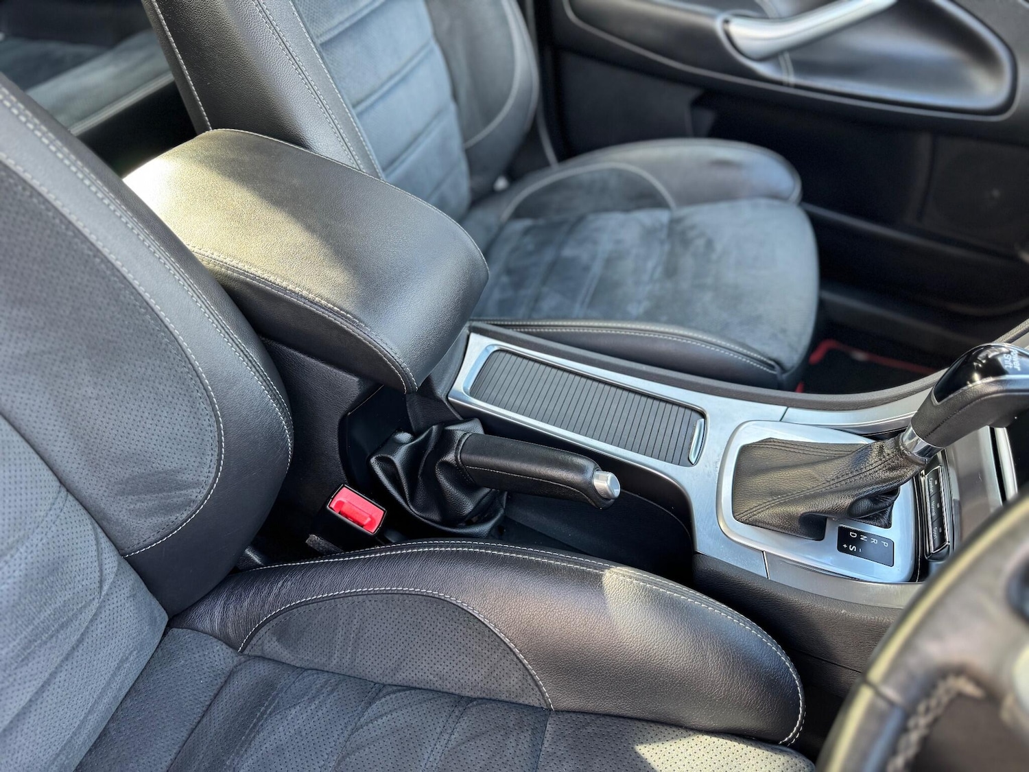 Used Ford Mondeo 2012 for sale - 76440540: Photo 12