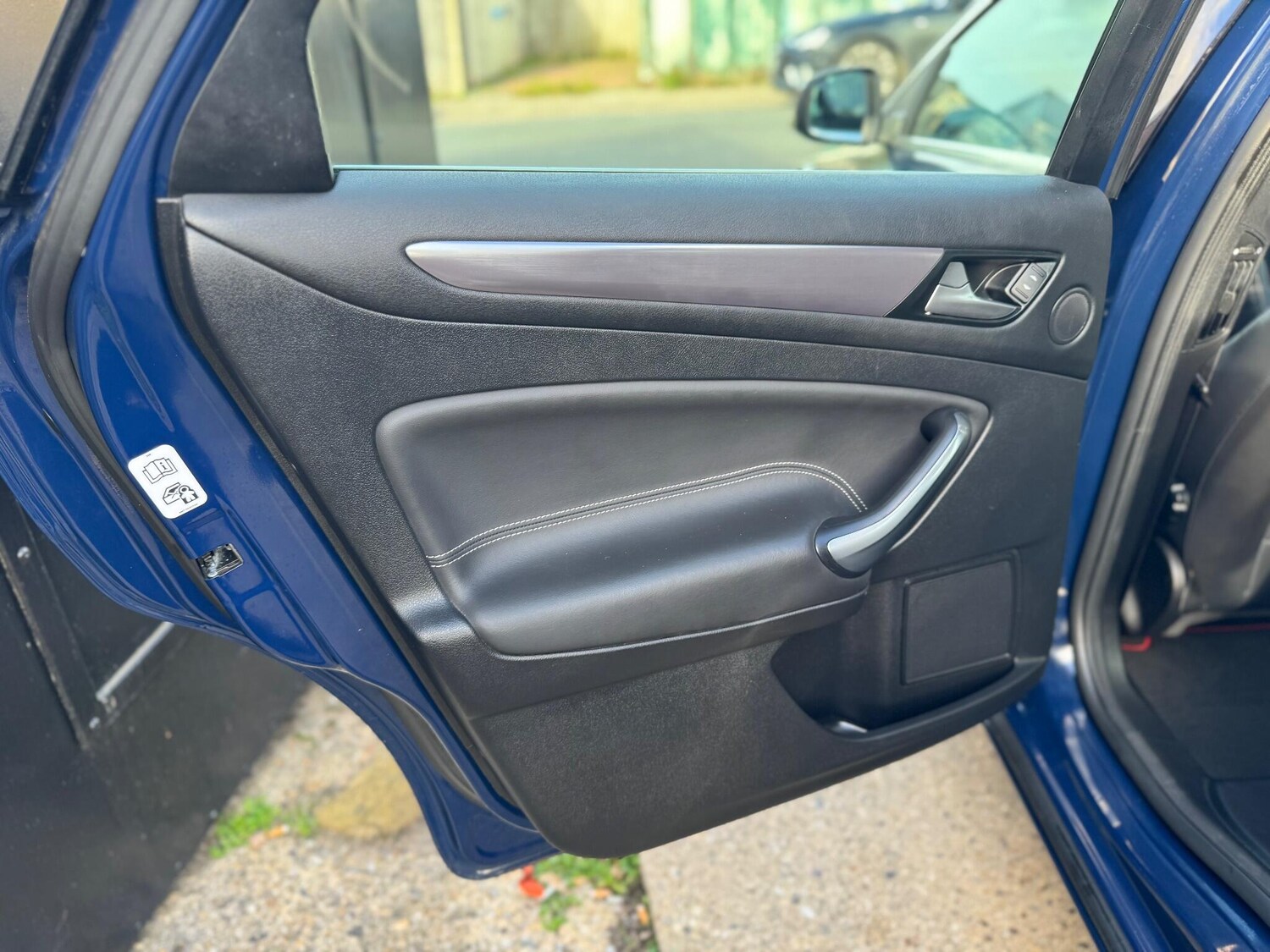 Used Ford Mondeo 2012 for sale - 76440540: Photo 18