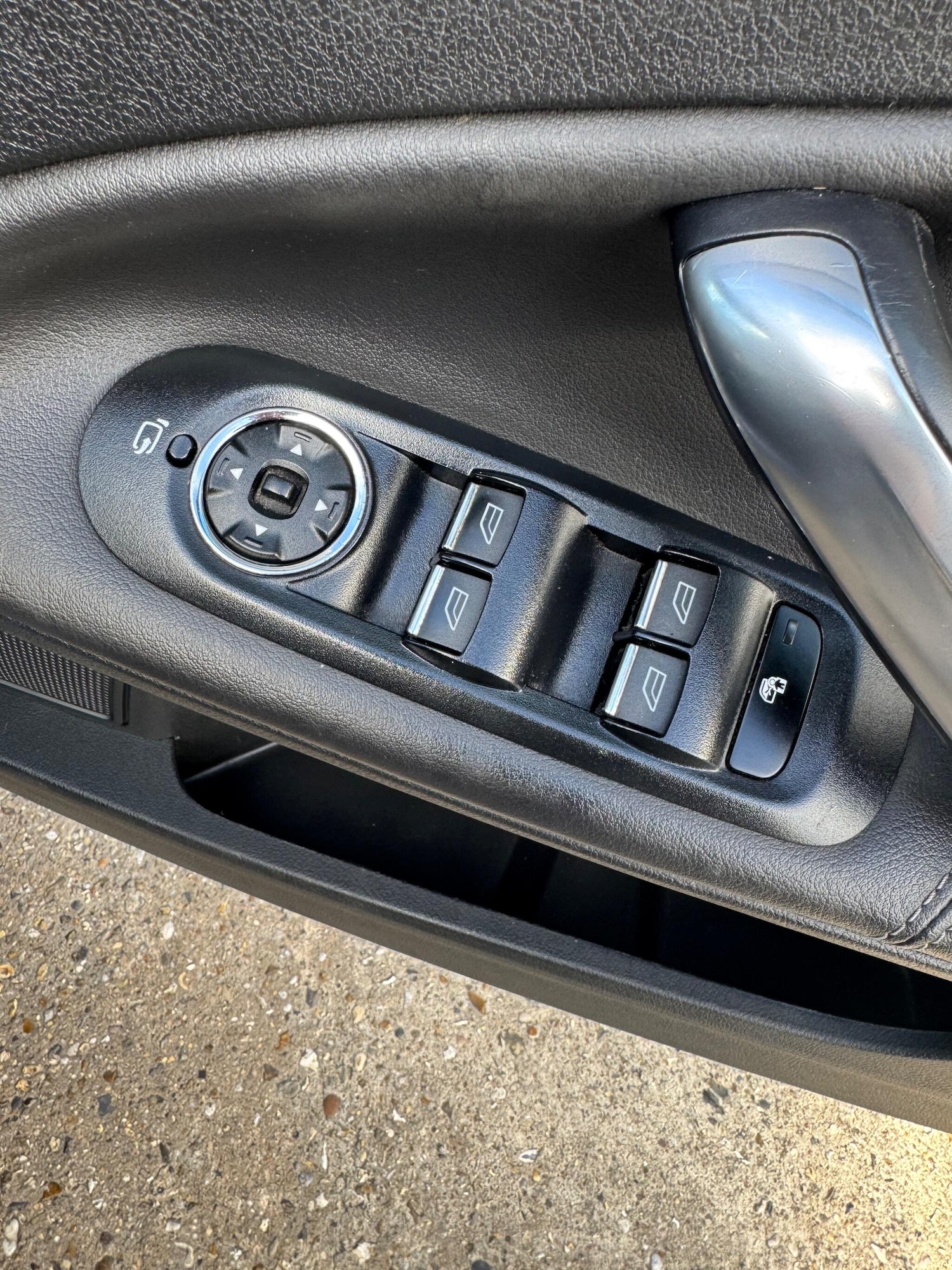 Used Ford Mondeo 2012 for sale - 76440540: Photo 21