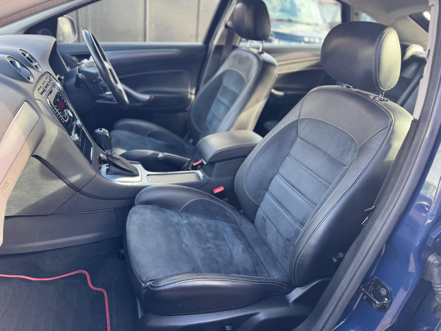 Used Ford Mondeo 2012 for sale - 76440540: Photo 29