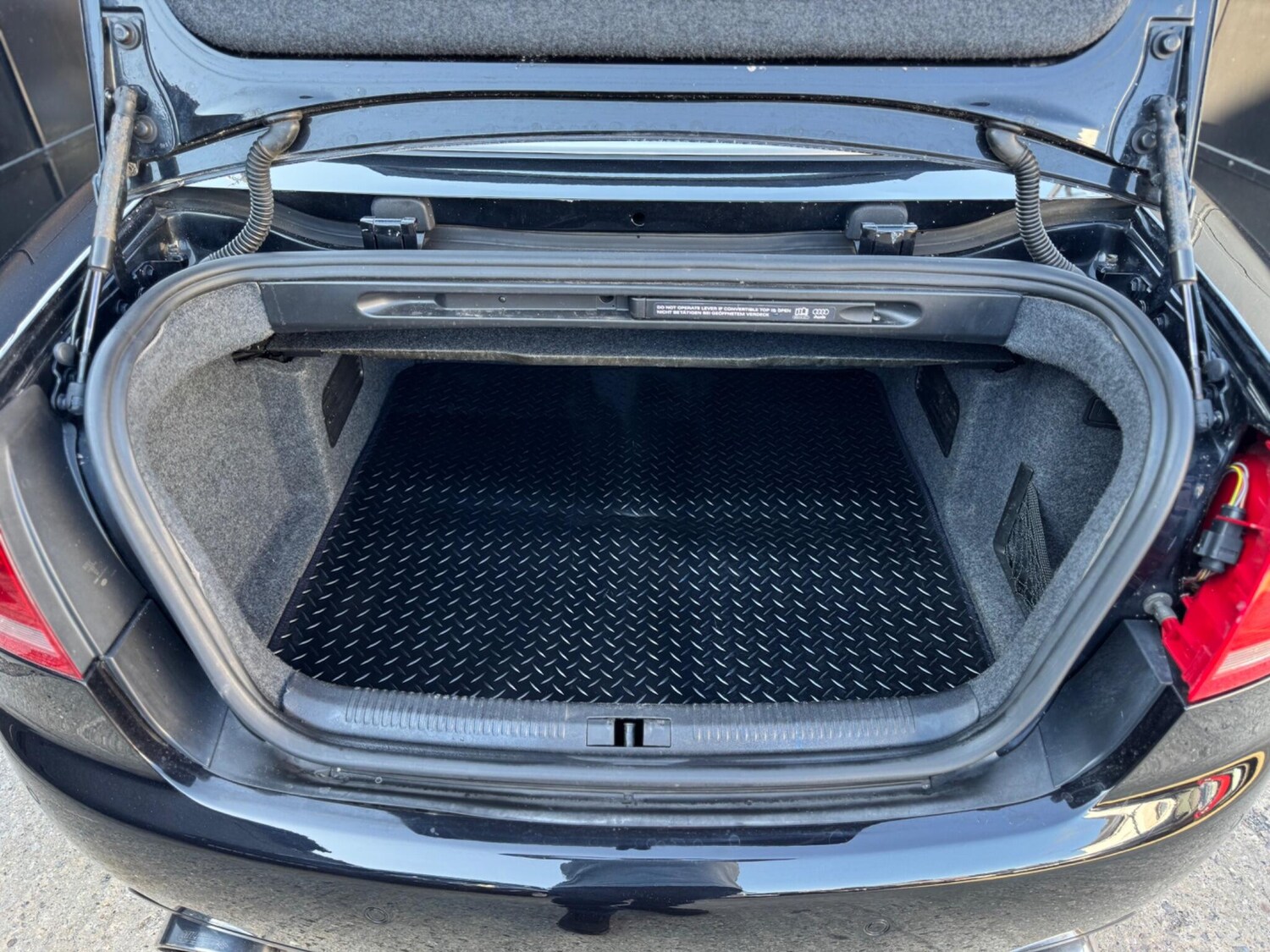 Used Audi RS4 2007 for sale - 77537133: Photo 38