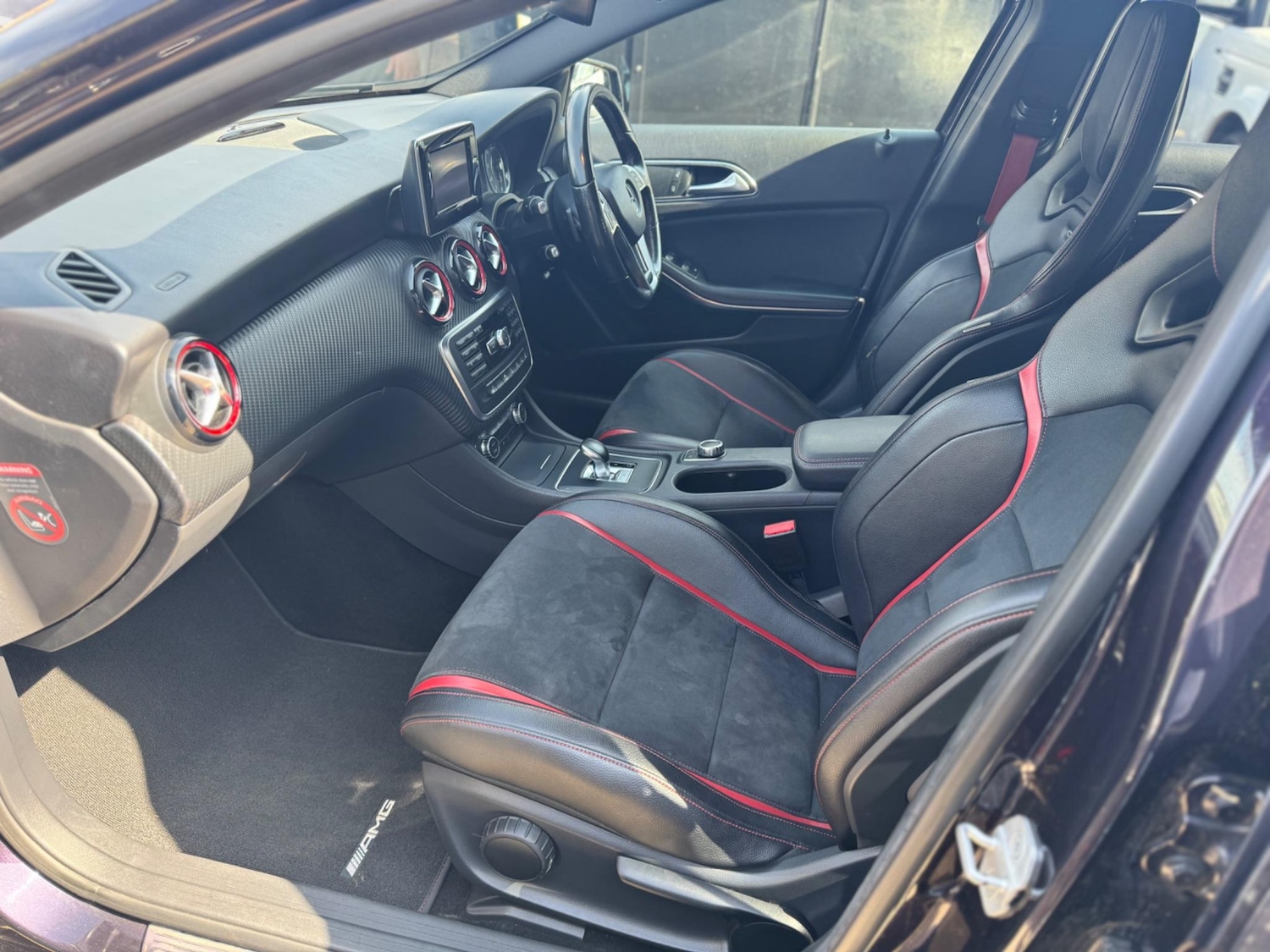 Used Mercedes-Benz A-Class 2014 for sale - 76993224: Photo 26