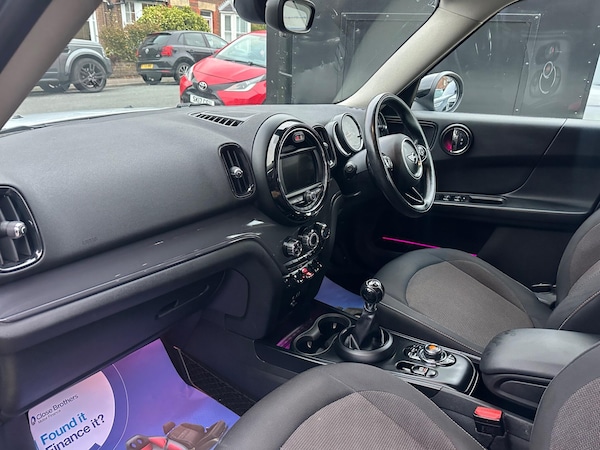 Used MINI Countryman 2017 for sale - 76137170: Photo 8