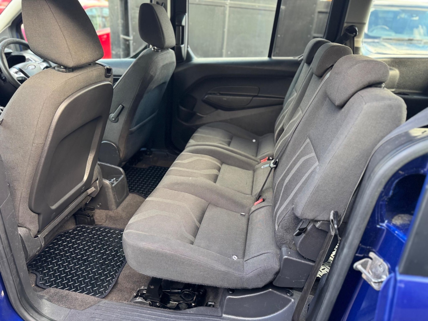 Used Ford Grand Tourneo Connect 2015 for sale - 77330826: Photo 15