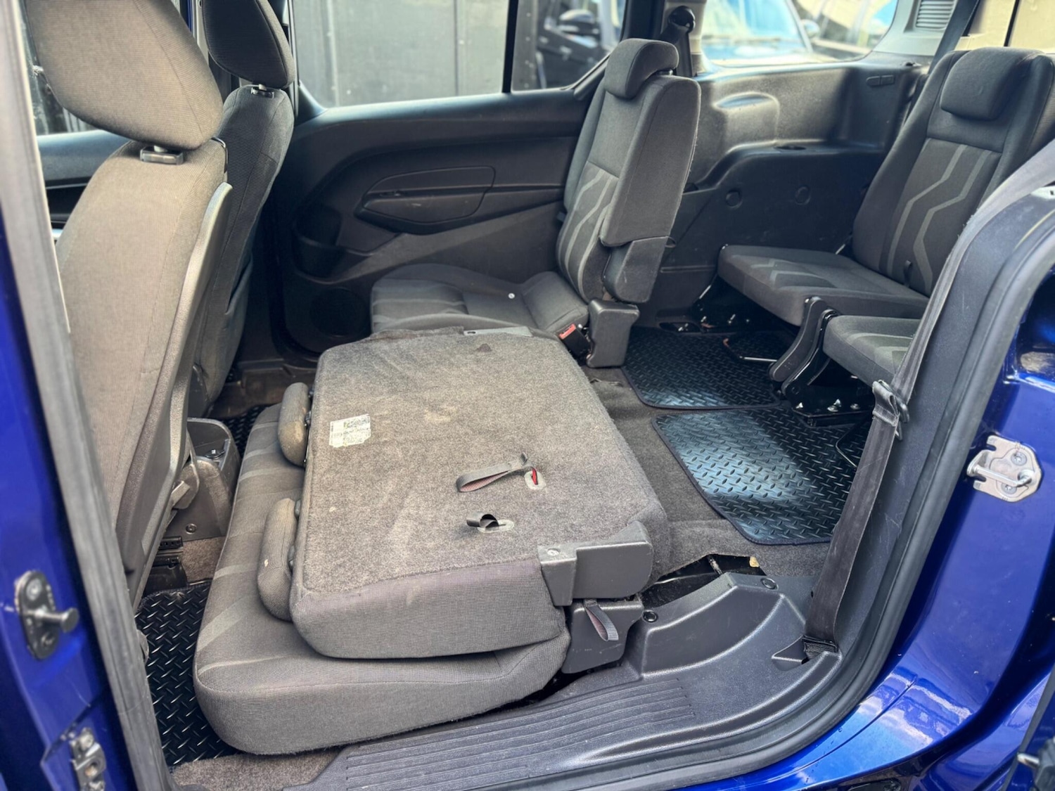 Used Ford Grand Tourneo Connect 2015 for sale - 77330826: Photo 16