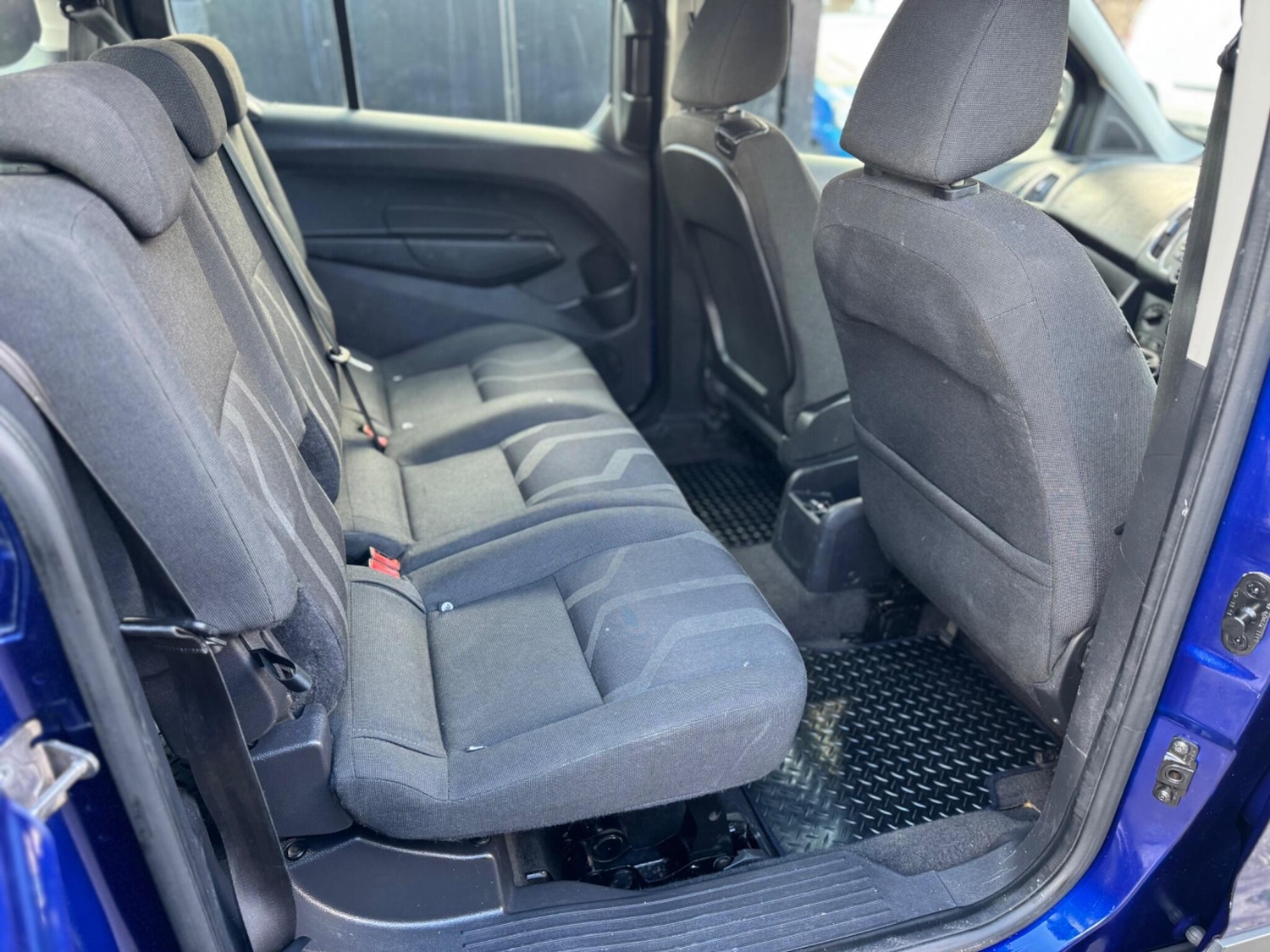 Used Ford Grand Tourneo Connect 2015 for sale - 77330826: Photo 19