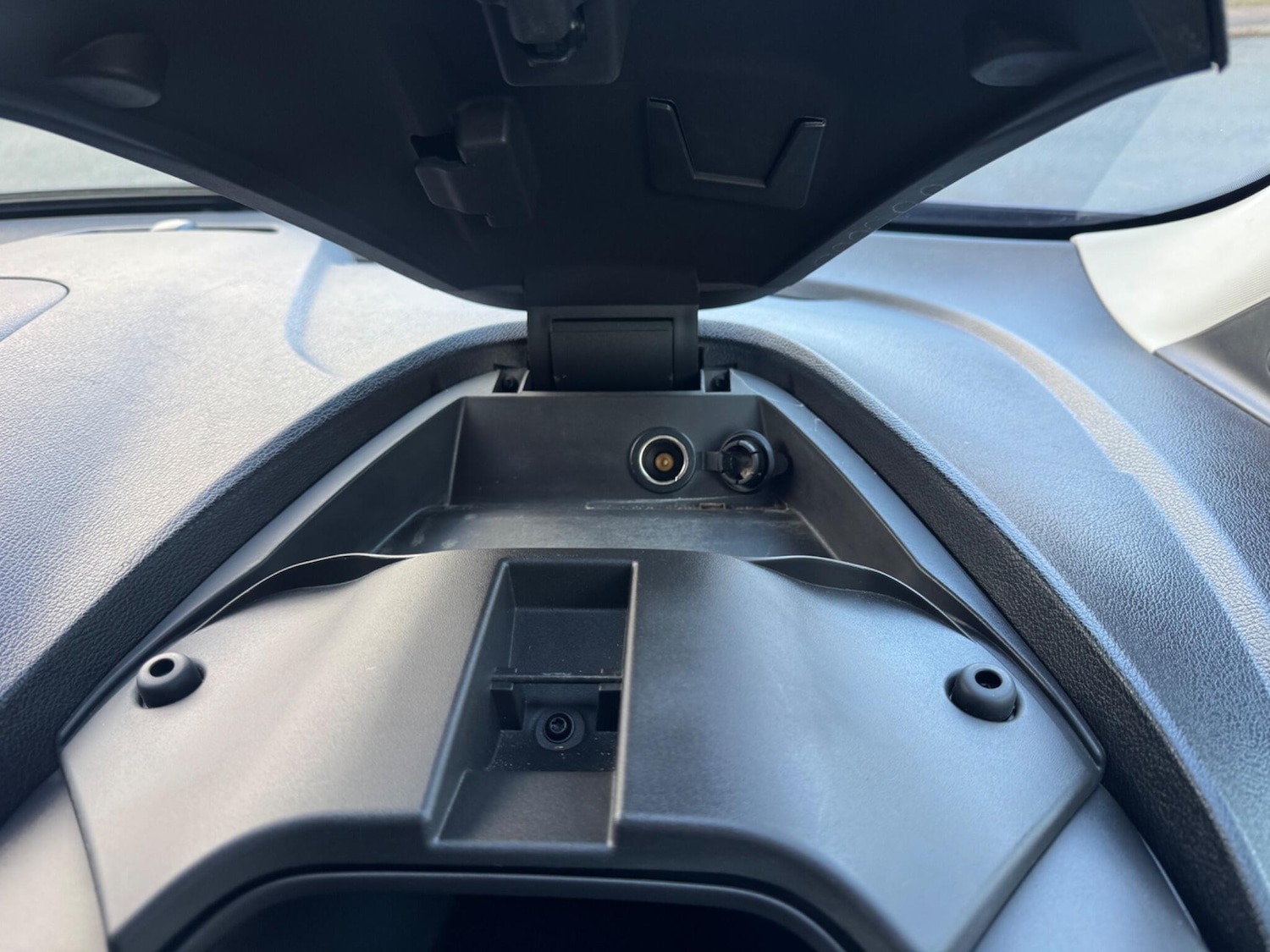 Used Ford Grand Tourneo Connect 2015 for sale - 77330826: Photo 33