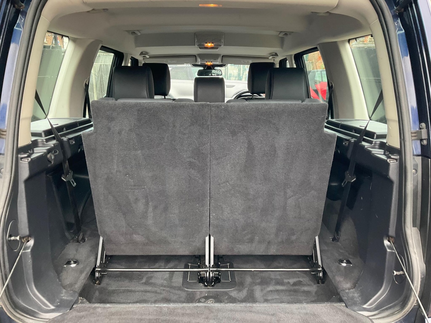 Used Land Rover Discovery 2015 for sale - 77351504: Photo 41