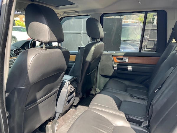 Used Land Rover Discovery 4 2014 for sale - 74934429: Photo 20
