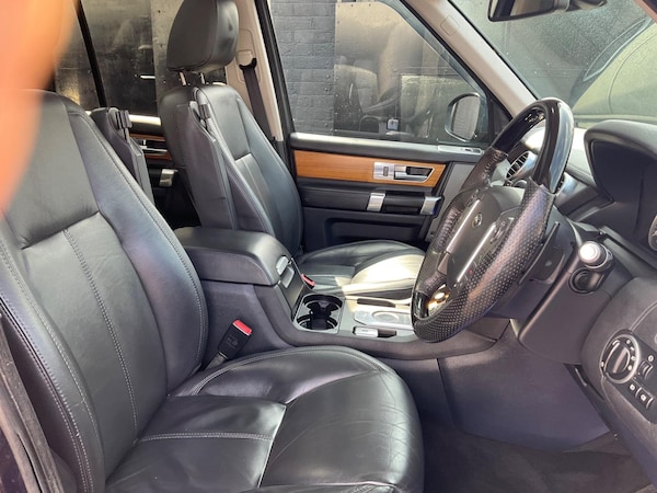 Used Land Rover Discovery 4 2014 for sale - 74934429: Photo 49