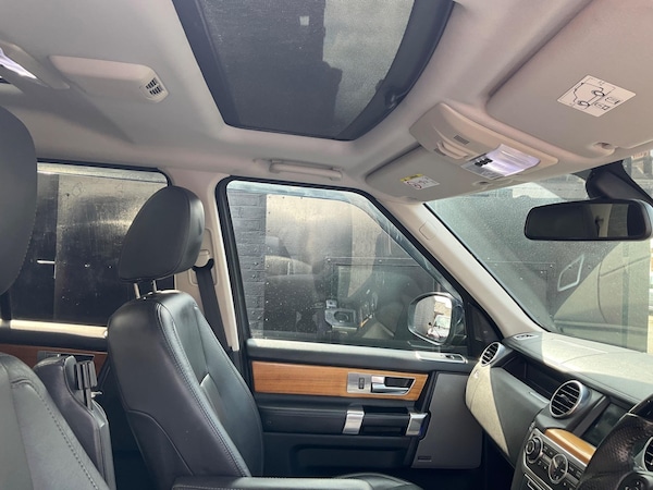 Used Land Rover Discovery 4 2014 for sale - 74934429: Photo 54
