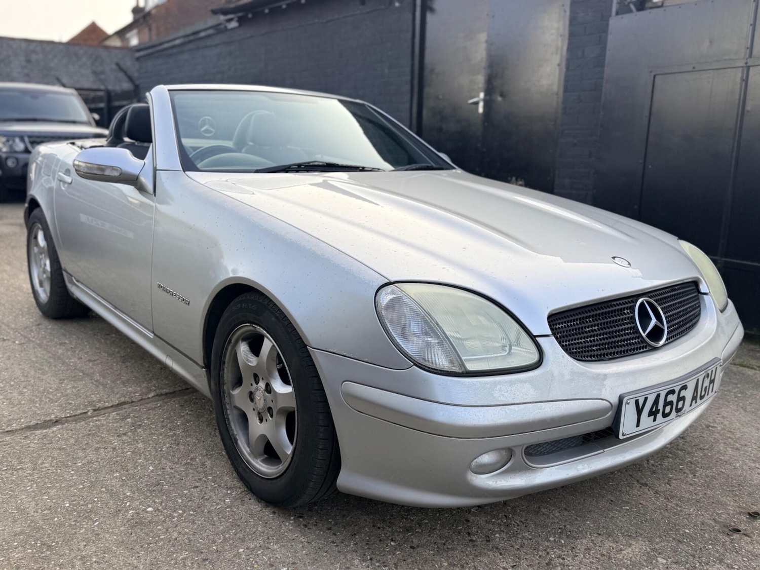 Used Mercedes-Benz SLK 2001 for sale - 78204378: Photo 25