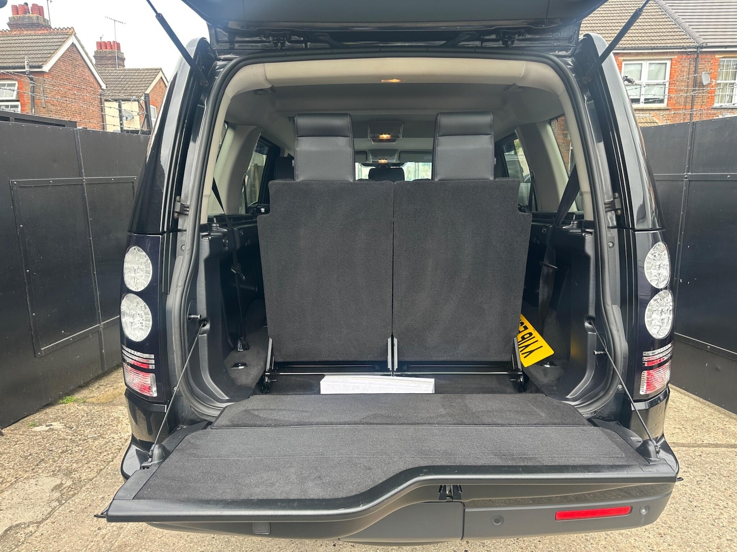 Used Land Rover Discovery 2016 for sale - 76457815: Photo 31