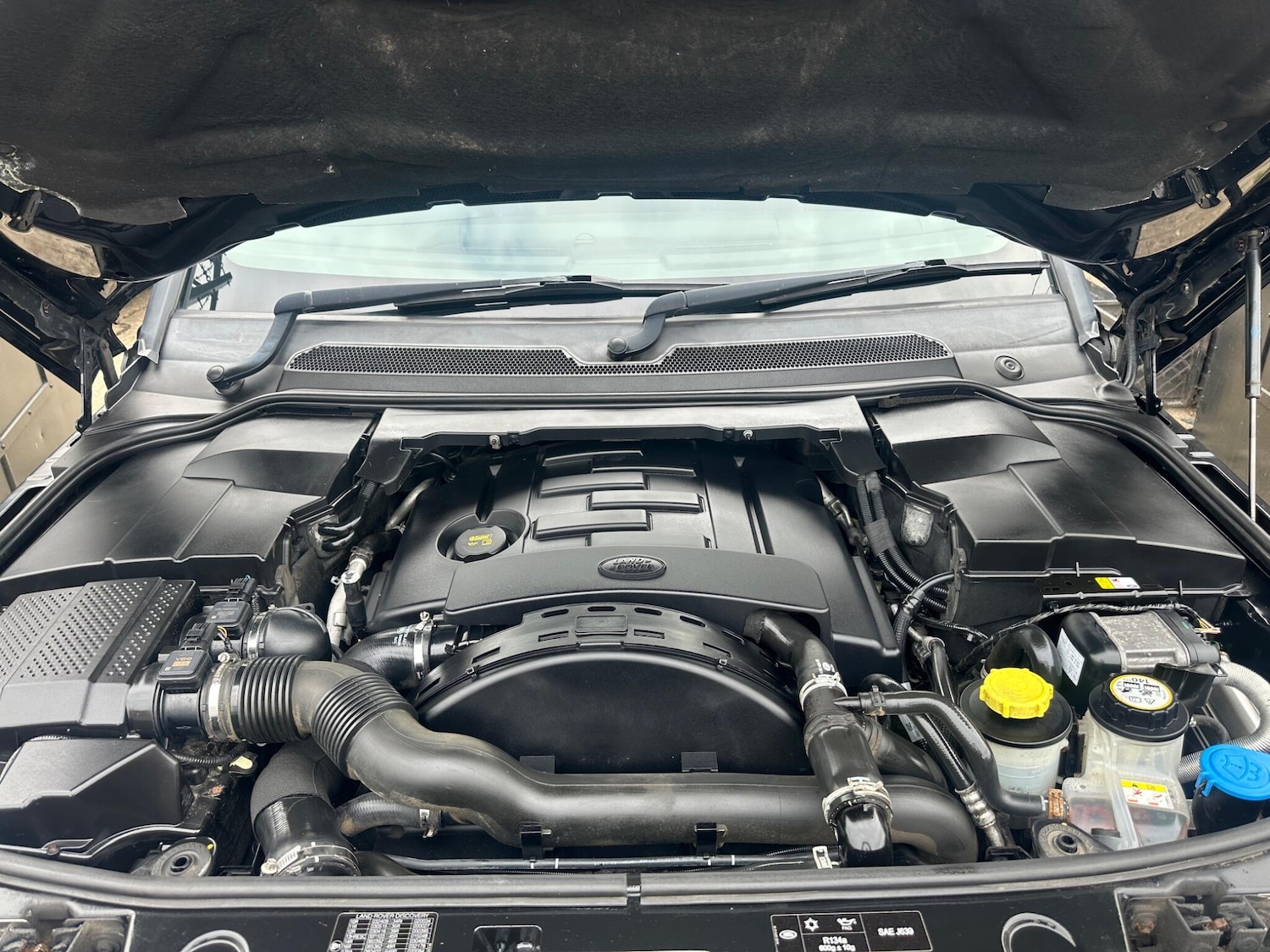 Used Land Rover Discovery 2016 for sale - 76457815: Photo 33