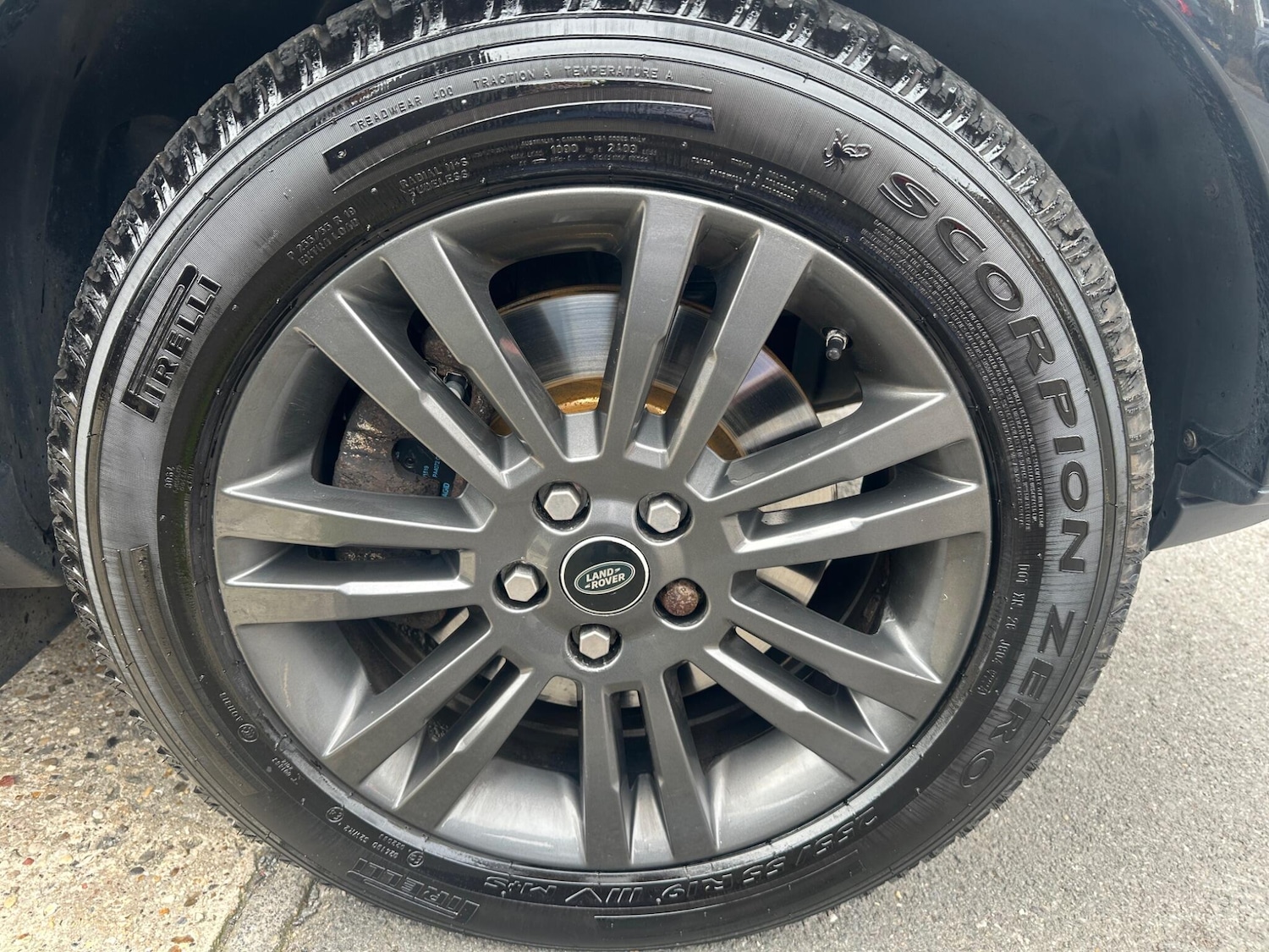 Used Land Rover Discovery 2016 for sale - 76457815: Photo 36