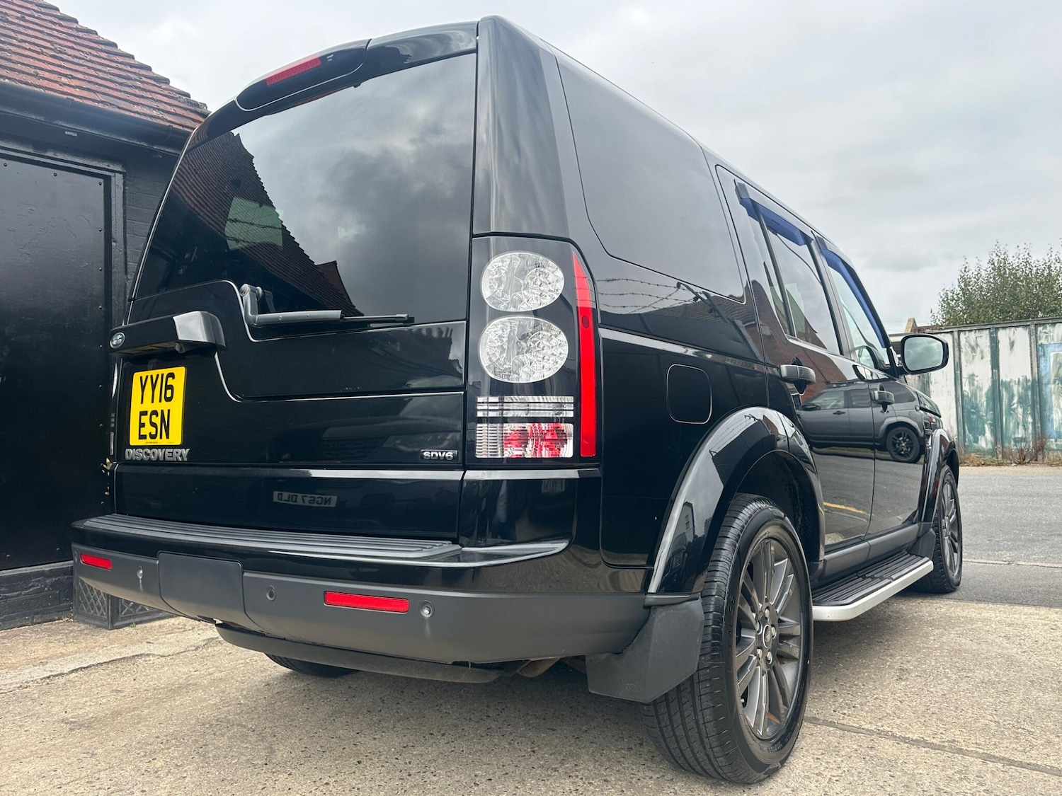 Used Land Rover Discovery 2016 for sale - 76457815: Photo 42