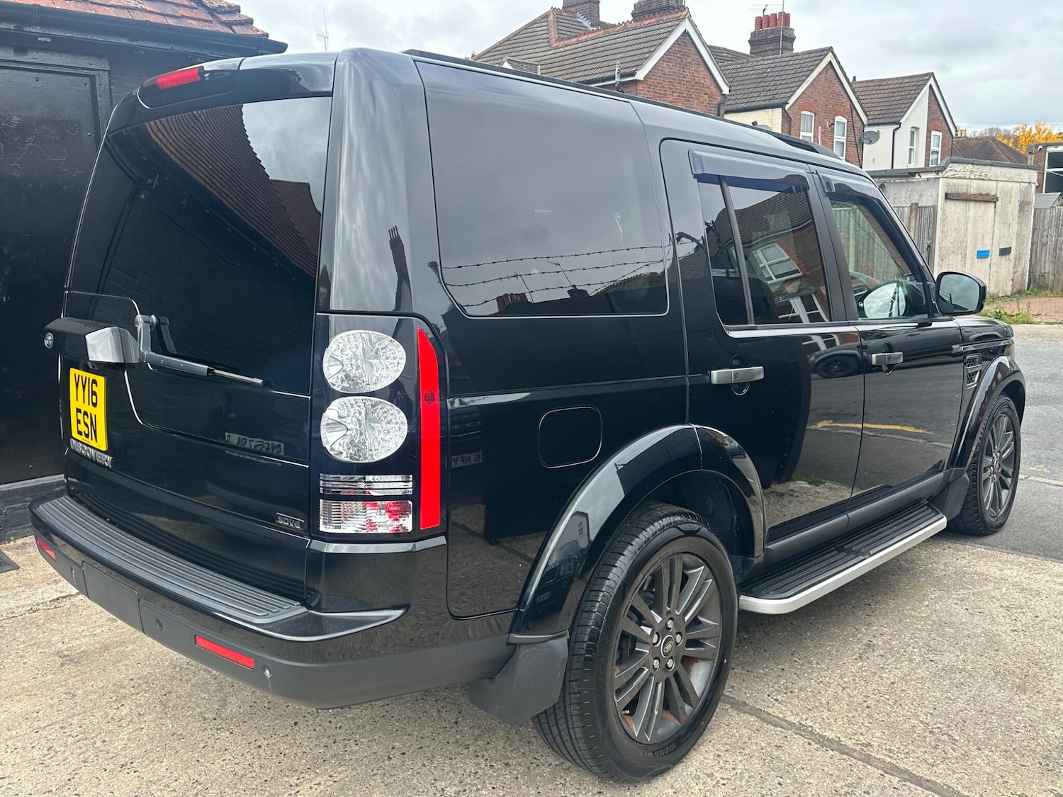 Used Land Rover Discovery 2016 for sale - 76457815: Photo 46