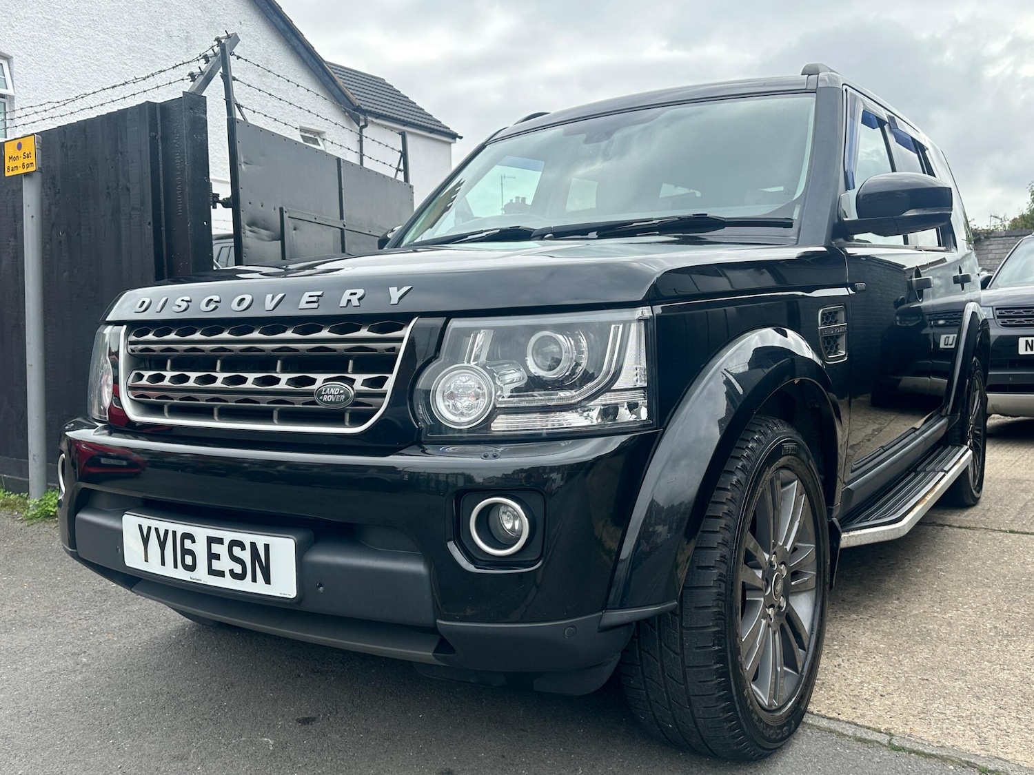 Used Land Rover Discovery 2016 for sale - 76457815: Photo 67