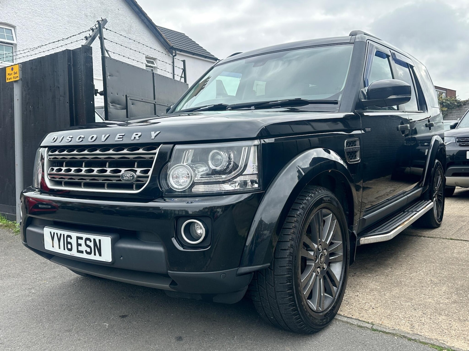 Used Land Rover Discovery 2016 for sale - 76457815: Photo 69