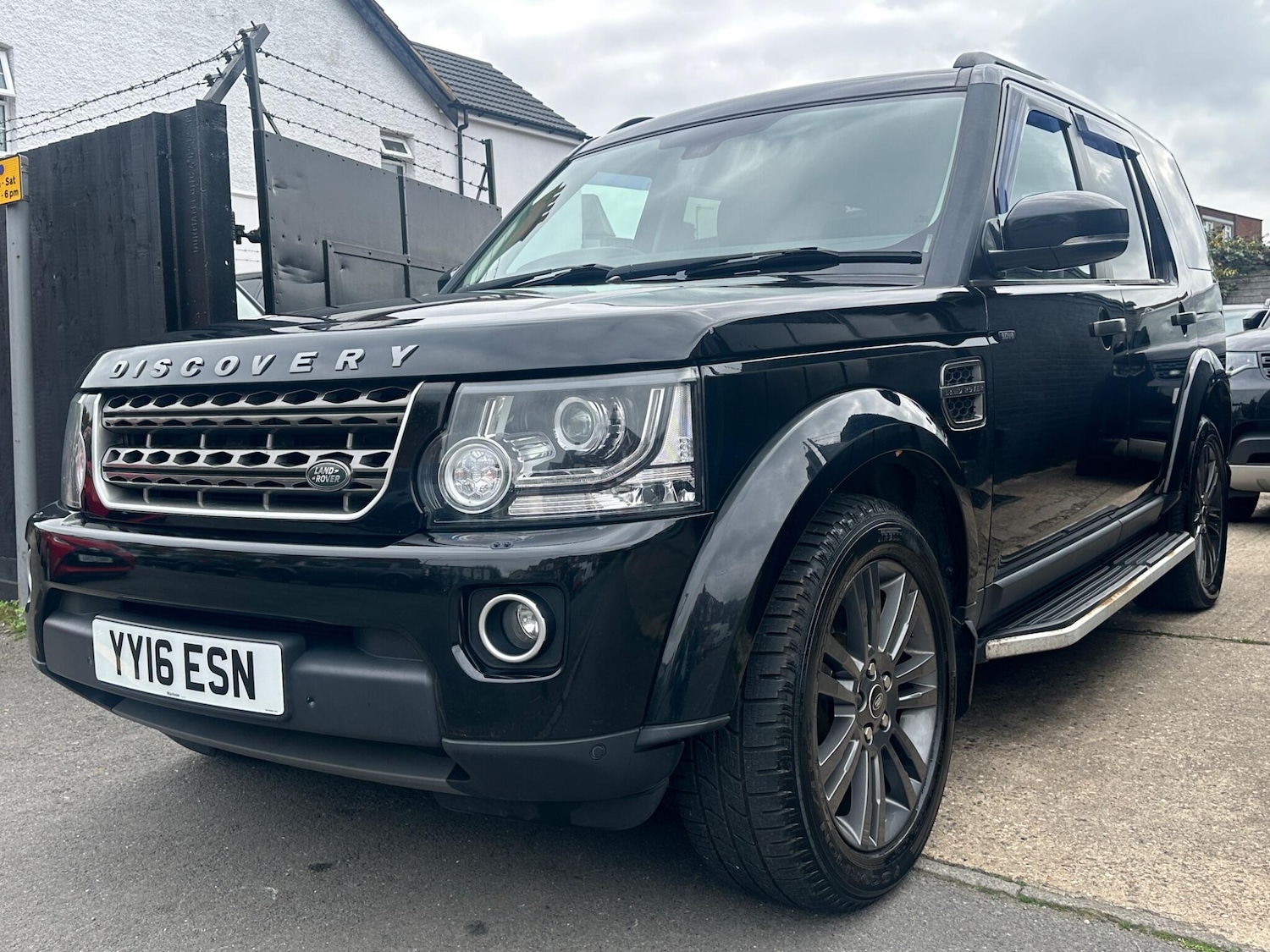 Used Land Rover Discovery 2016 for sale - 76457815: Photo 70