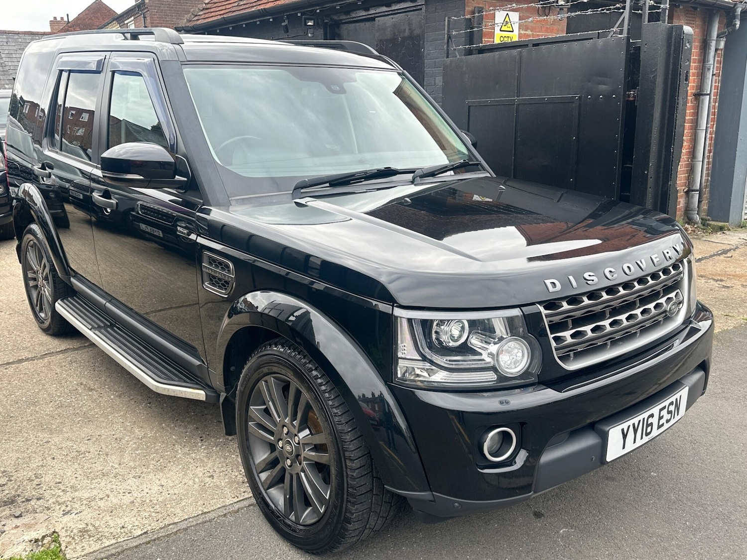 Used Land Rover Discovery 2016 for sale - 76457815: Photo 71