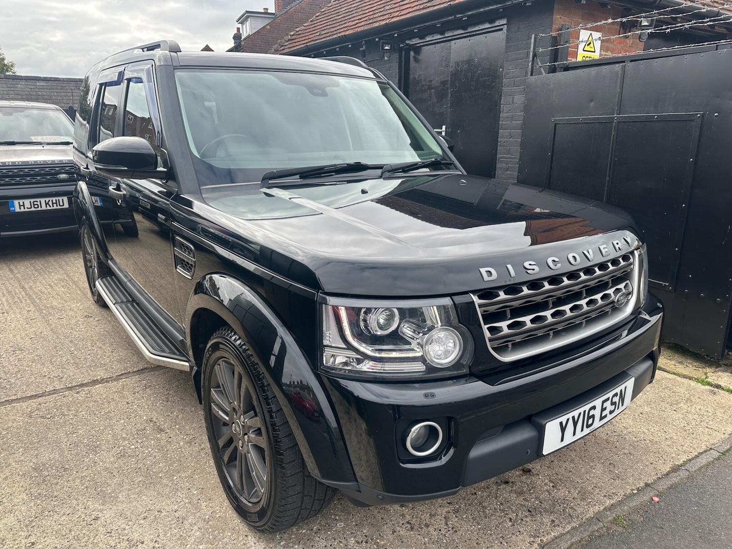 Used Land Rover Discovery 2016 for sale - 76457815: Photo 74