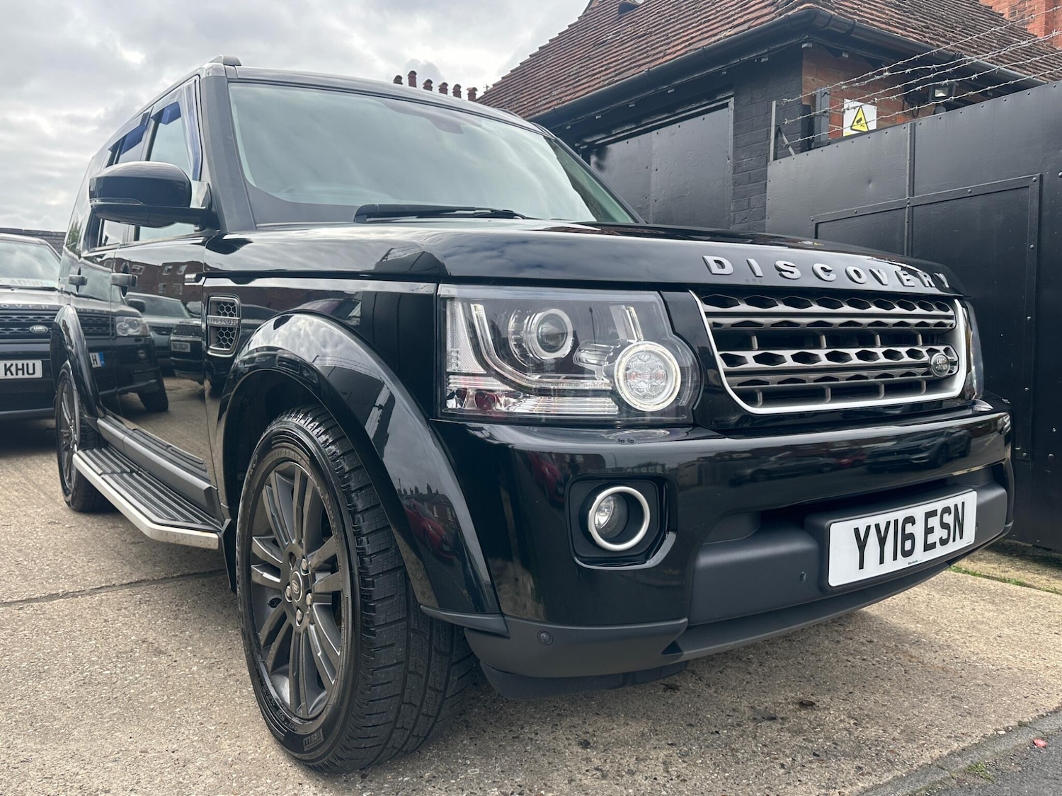 Used Land Rover Discovery 2016 for sale - 76457815: Photo 77