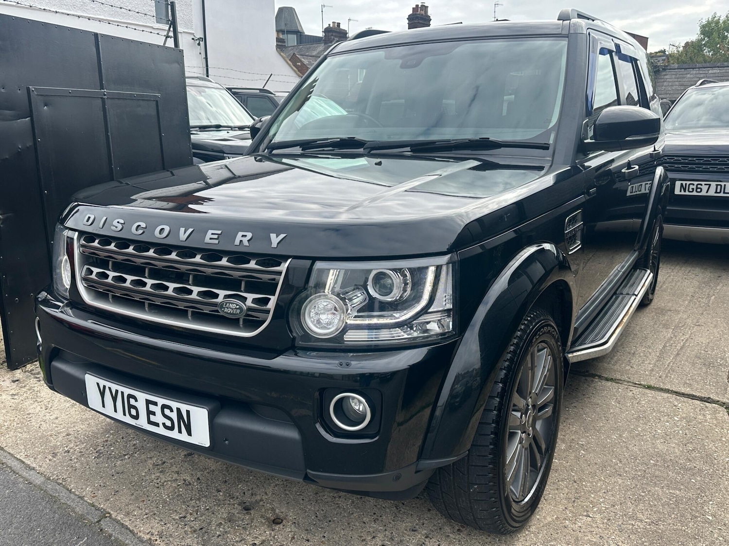 Used Land Rover Discovery 2016 for sale - 76457815: Photo 85
