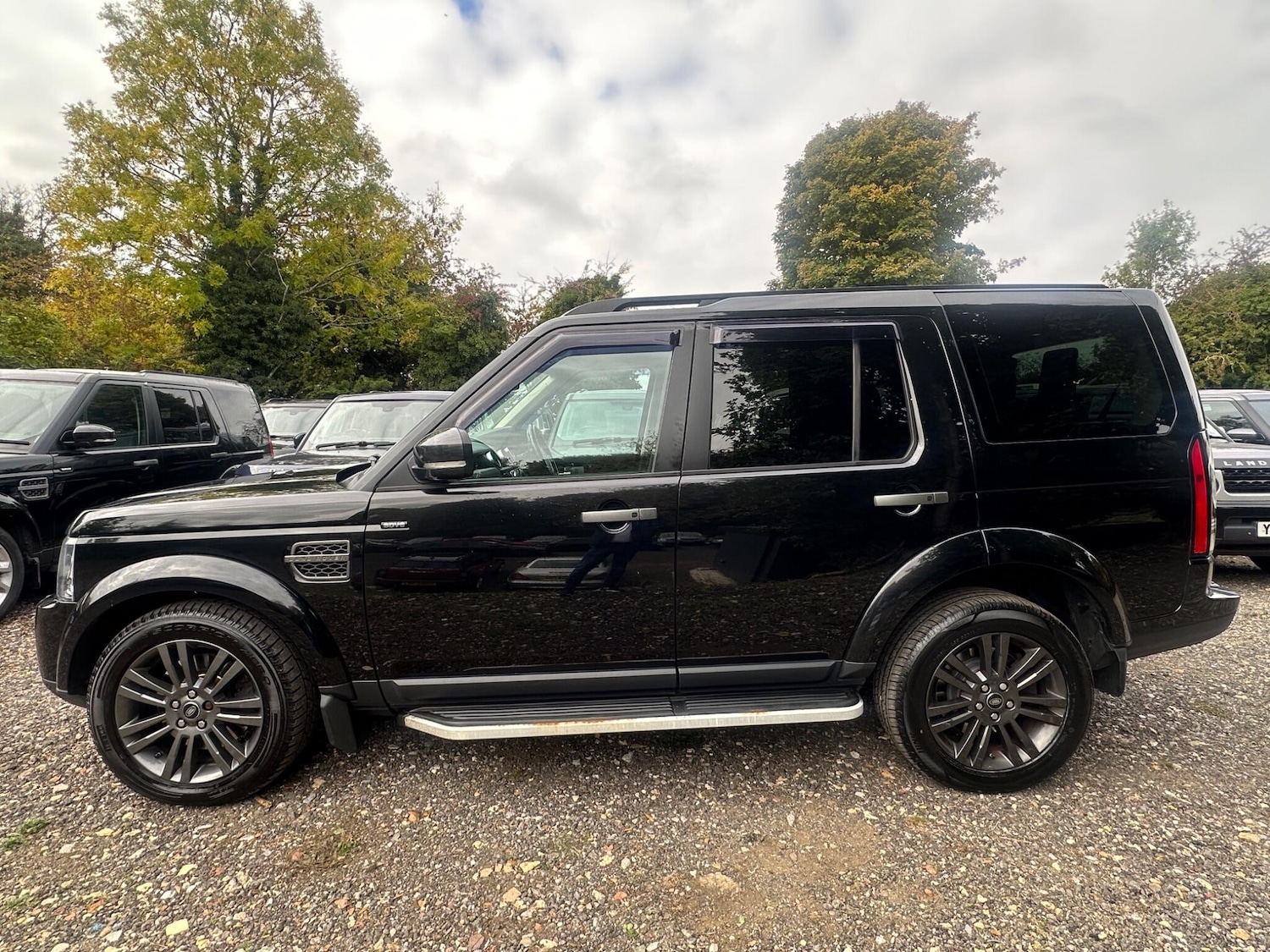 Used Land Rover Discovery 2016 for sale - 76457815: Photo 91
