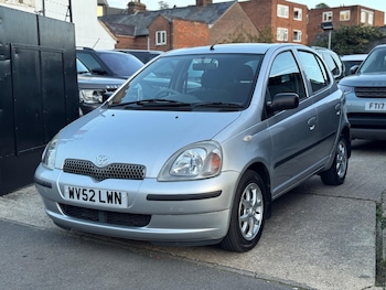 Used Toyota Yaris 2002 for sale - 76020576: Photo
