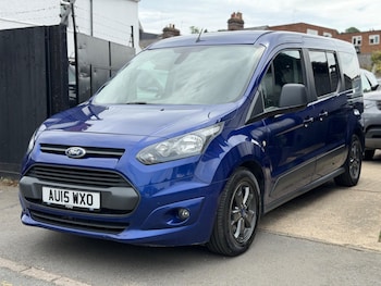 Used Ford Grand Tourneo Connect 2015 for sale - 78772114: Photo