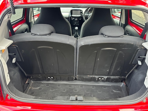 Used Peugeot 108 2015 for sale - 76137649: Photo 16